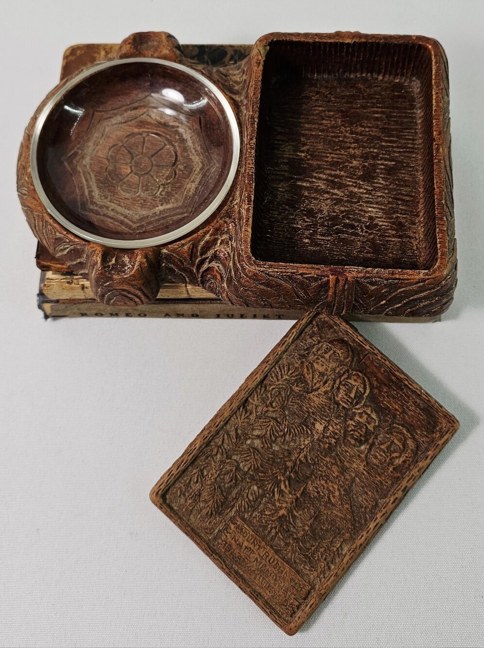 Vintage SYROCO Mt. Rushmore Trinket, Ash Tray
